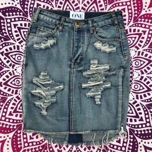 NWOT✨ One Teaspoon 2020 Denim Skirt